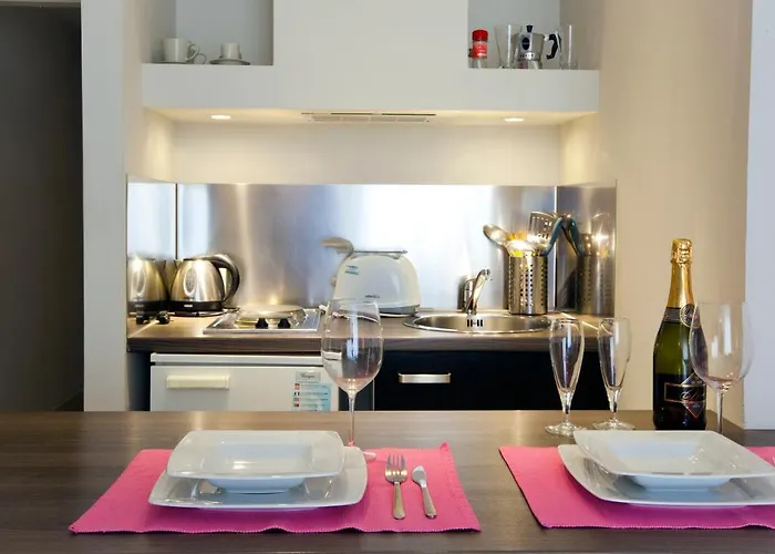 One Πανσιόν 4*